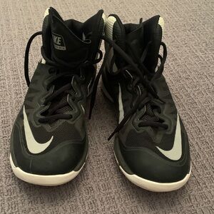 Nike Basketball Sneakers excellent condition
